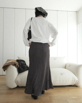 Matte color pleated skirt