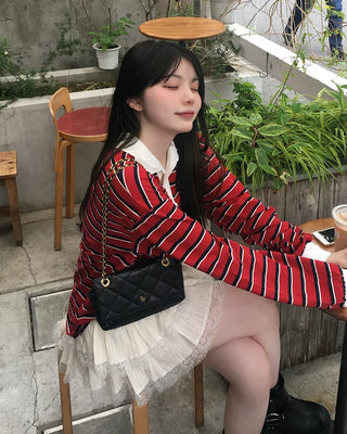 Half-open collar border T-shirt