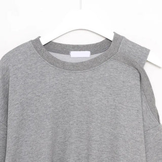 Shoulder slit cropped sweatshirt