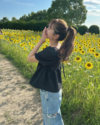 Square puff blouse
