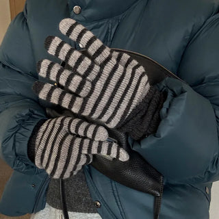 Striped long gloves