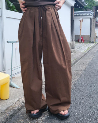 Twill balloon wide pants