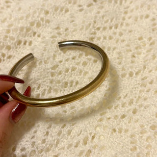 Big Circle Bracelet