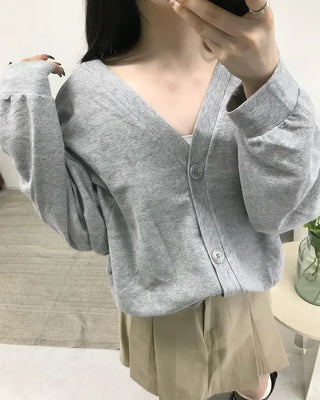 Three-button oversized cardigan