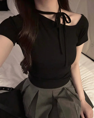 One-off halter strap half-sleeve T-shirt