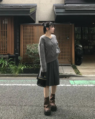 V-neck oversized knit