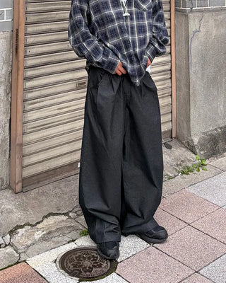 Two-pleat wide-leg pants