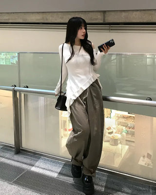 Off-shoulder asymmetrical T-shirt