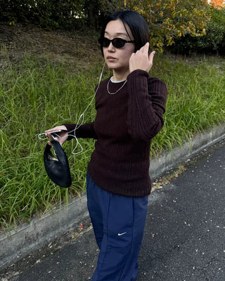 Wool Round Slim Knit