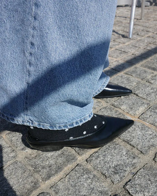 Pointed-toe loafers