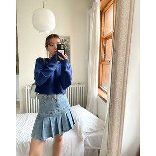 Belted denim pleated skirt