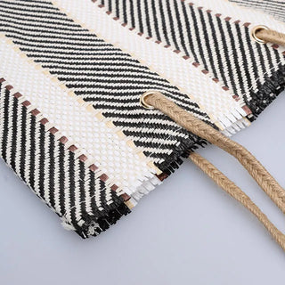 unique pattern shoulder bag