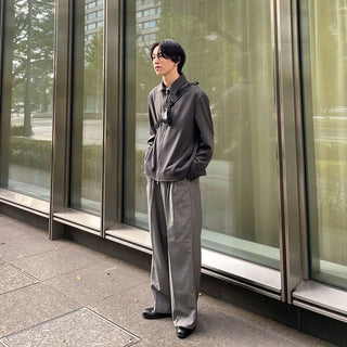 Basic color blouson