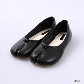 Tabi flat shoes