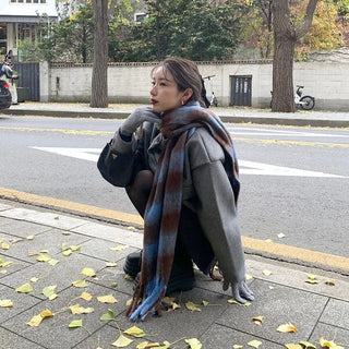 Daily check scarf