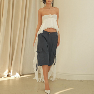 Ruffle flower applique slit solid tube top