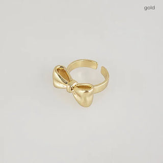 Matte Ribbon Ring