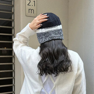 Three-color knit bucket hat