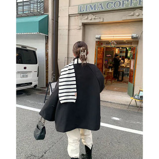 Striped knit scarf