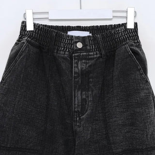 Pocket denim shorts