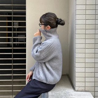 Twist knit zip-up