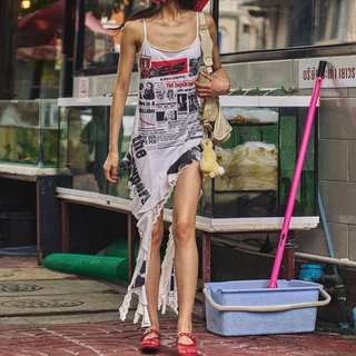 U neck irregular ruffle print cami top