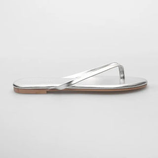 Simple beach sandals