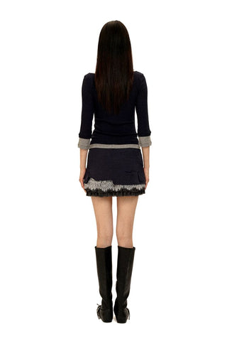 [Moromoro2] Layered Henley Top with Contrast  Trim
