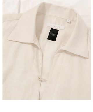 [CULTUM] Relaxed Deep V-neck Shirt