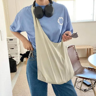 Easy shoulder bag