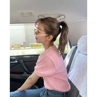Colored round short-sleeved knit