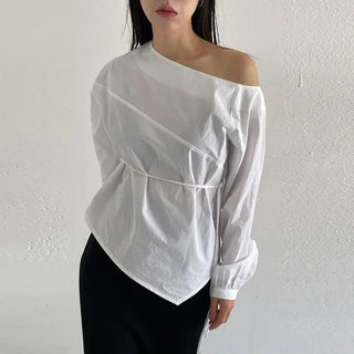 Off-ribbon blouse