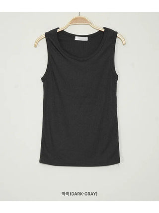 Ribbed round sleeveless top