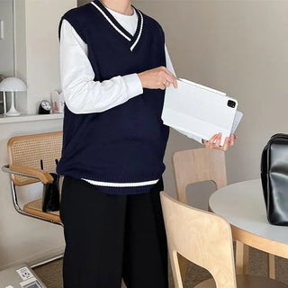 V-neck knit vest