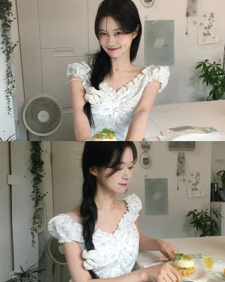 Flower frill blouse
