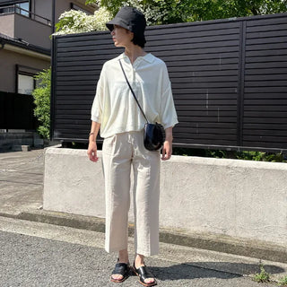 simple light bucket hat