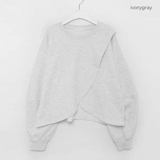 Slit sweatshirt