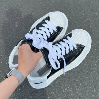 bold sole casual sneakers
