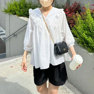 V-neck frill blouse