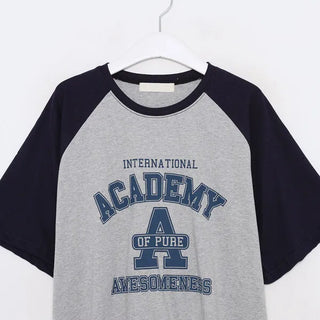 (Unisex) Raglan Sleeve Printed T-Shirt