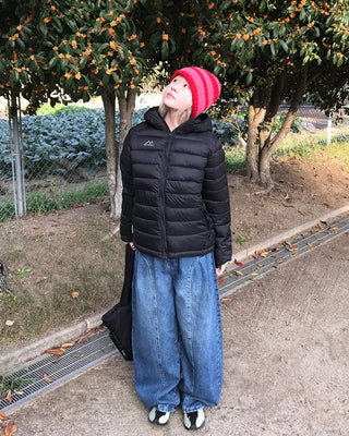 Side-tuck washed denim pants