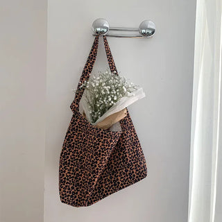 Leopard print shoulder bag