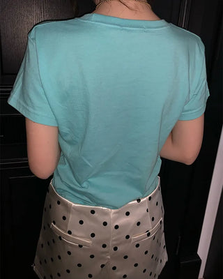Button design T-shirt
