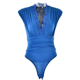 V neck lace hem ruched solid bodysuit