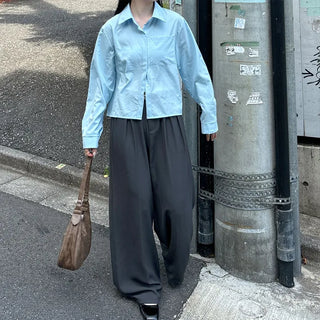 One-pocket cropped shirt
