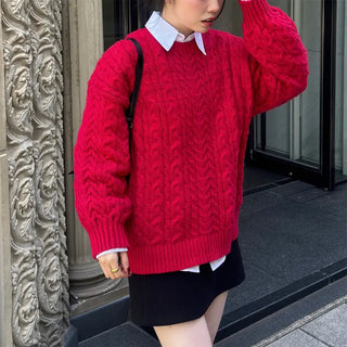 Cable Round Neck Knit