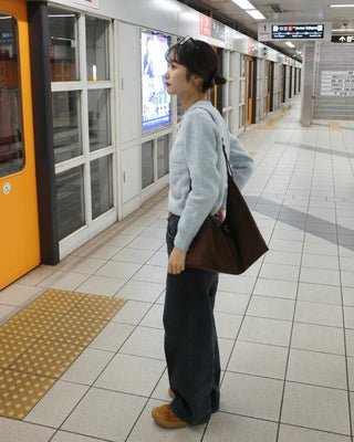 Side seam denim pants