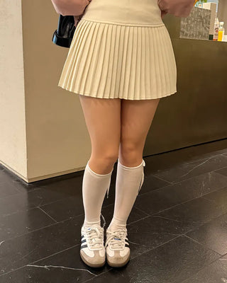 Ribbon sheer knee socks