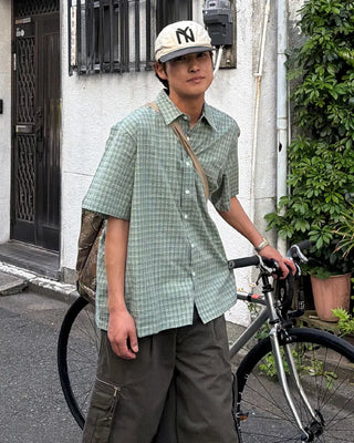 Checkbox Silhouette Half Shirt
