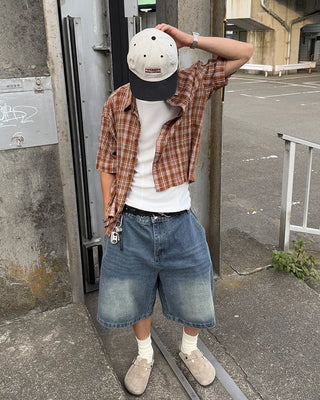 Checkered short-sleeved T-shirt
